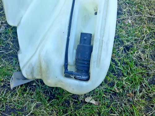 4B0955453 Genuine Wiper Water Reservoir Audi a6 Container 4.7 Litre - Picture 4 of 7
