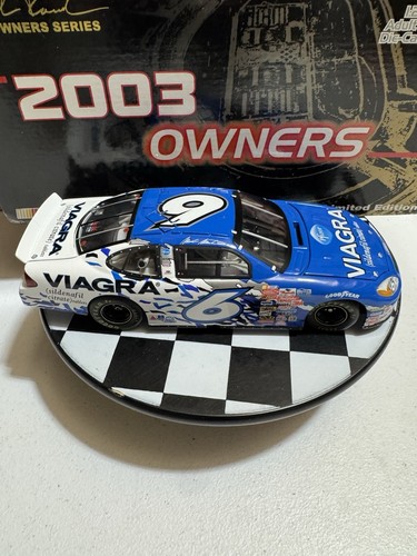 Mark Martin #6 Viagara 2003 Owners Series 1/24 Nascar Diecast - Picture 6 of 15
