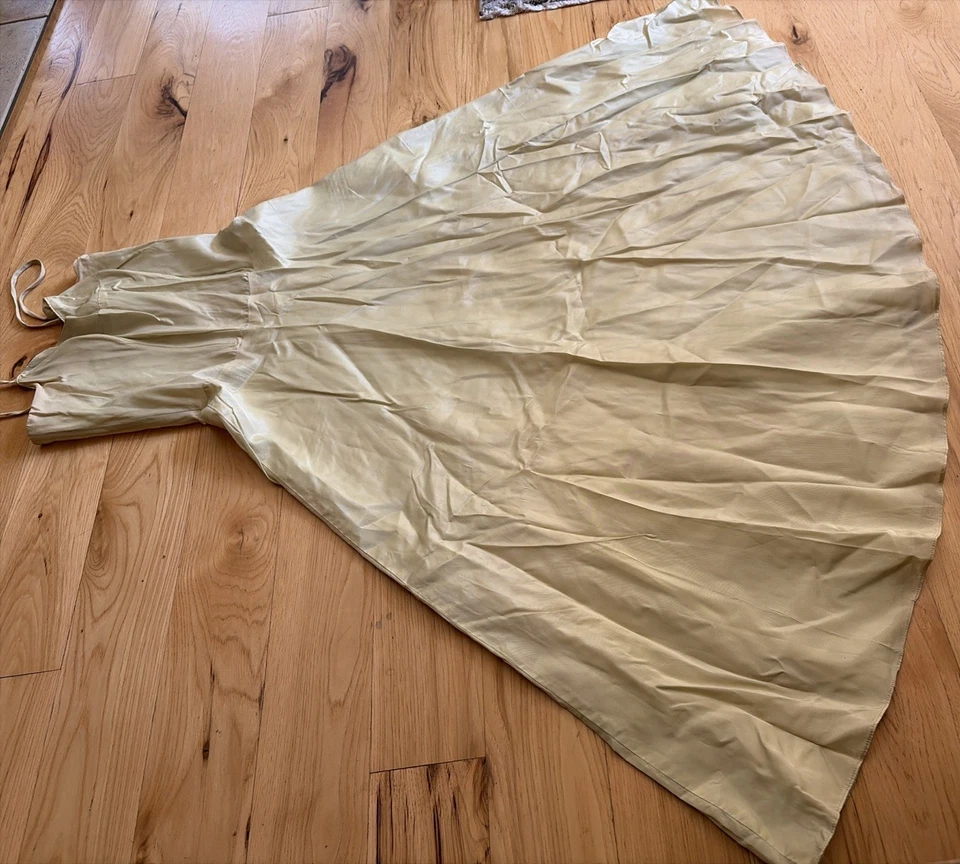 ¿De colección años 60 con aros de nailon talla mediana? Verde menta Foto 3 de 4