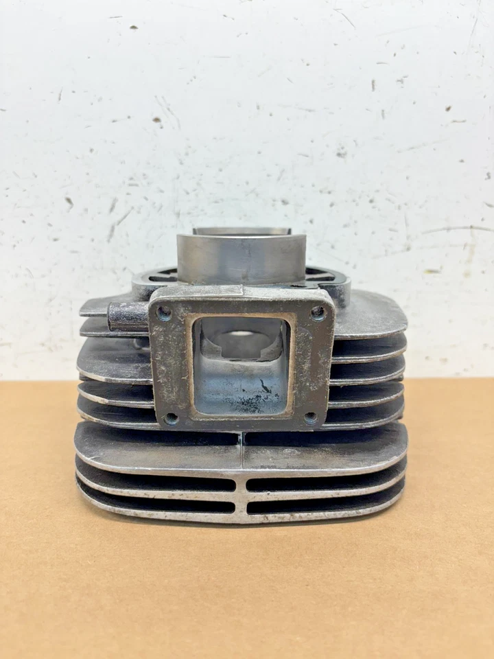 Cilindro y pistón motor Yamaha CT2 CT3 175 / 66,10 mm STD / 314-11311-02-00 Foto 3 de 4