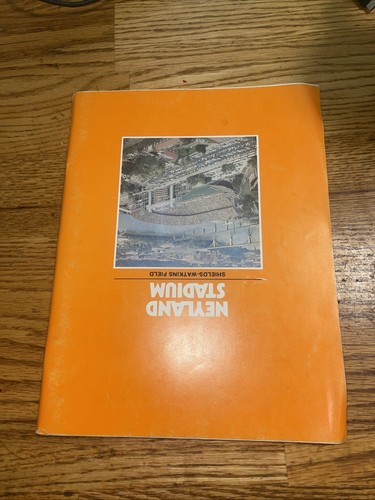VTG 1977 University of Tennessee Volunteers Vols Football Guide Johnny Majors - Picture 8 of 12