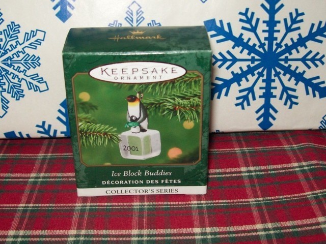 HALLMARK ICE BLOCK BUDDIES #2 SERIES 2001 MINIATURE CHRISTMAS ORNAMENTS PENGUINS