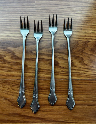 NWOT Vintage Oneida Northland Stainless Cocktail/Seafood Forks Set Of 4 Korea