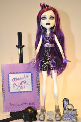 Monster High Ghouls Night Out Spectra Vondergeist Puppe-BBC12-2012-Ex.Unbespielt Co