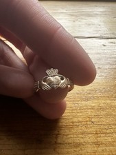 Vintage Ireland 9K Yellow Gold Claddagh Band Ring 6 Retro Stack Luxury Design