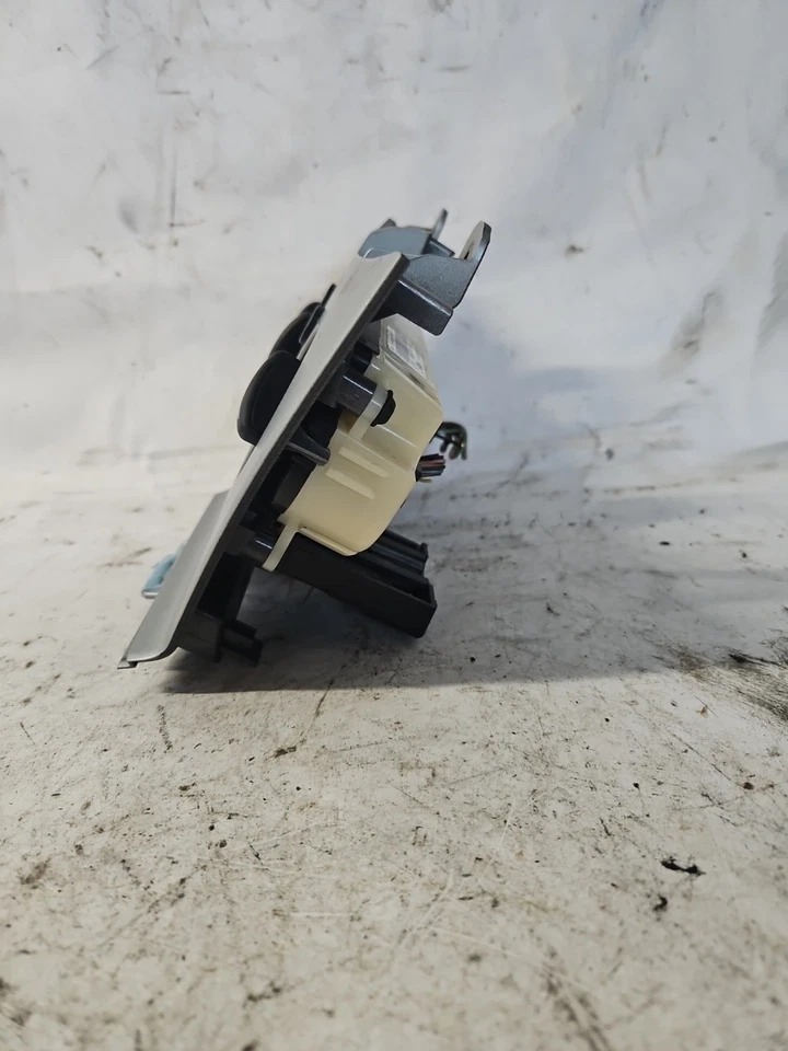 福特福克斯2012-2014温度暖通空调加热器交流气候控制模块开关 — 第 2/4 张图片