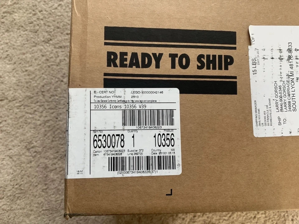 Lego 10356 Star Trek: EE. UU. Enterprise NCC-1701-D Nuevo Precintado LISTO PARA ENVIAR Foto 3 de 4