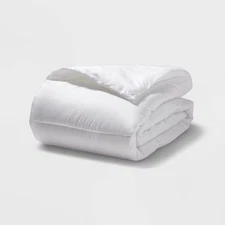 Full/Queen Bed Basics Kids' Duvet Insert White - Pillowfort