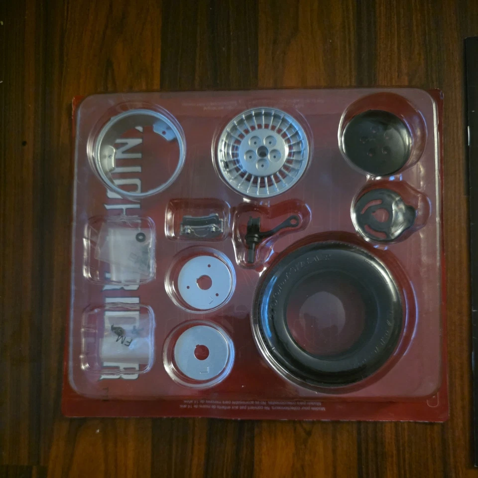 1/8 FANHOME DEAGOSTINI BUILD THE K2000 KITT K.I.T.T. KNIGHT RIDER CAR ISSUE 3 - Image 3 of 3