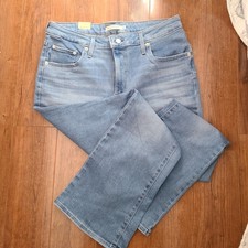 Levi's Women's 725 High-Rise Bootcut Jeans  14 SHORT  30 x 32 - NEW With Tags