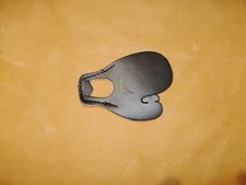LEATHER FINGER TAB