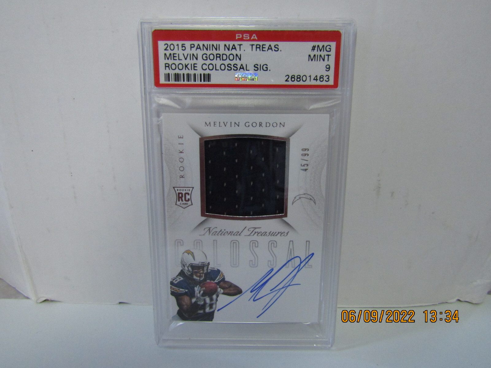 Melvin Gordon Panini National Treasures Rookie Colossal Signatures #MG Base