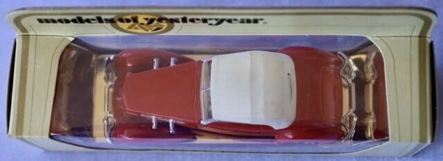 Y-18 1937 Cord 312 Matchbox Models of Yesteryear Red White Roof 1978 - Image 2 of 2
