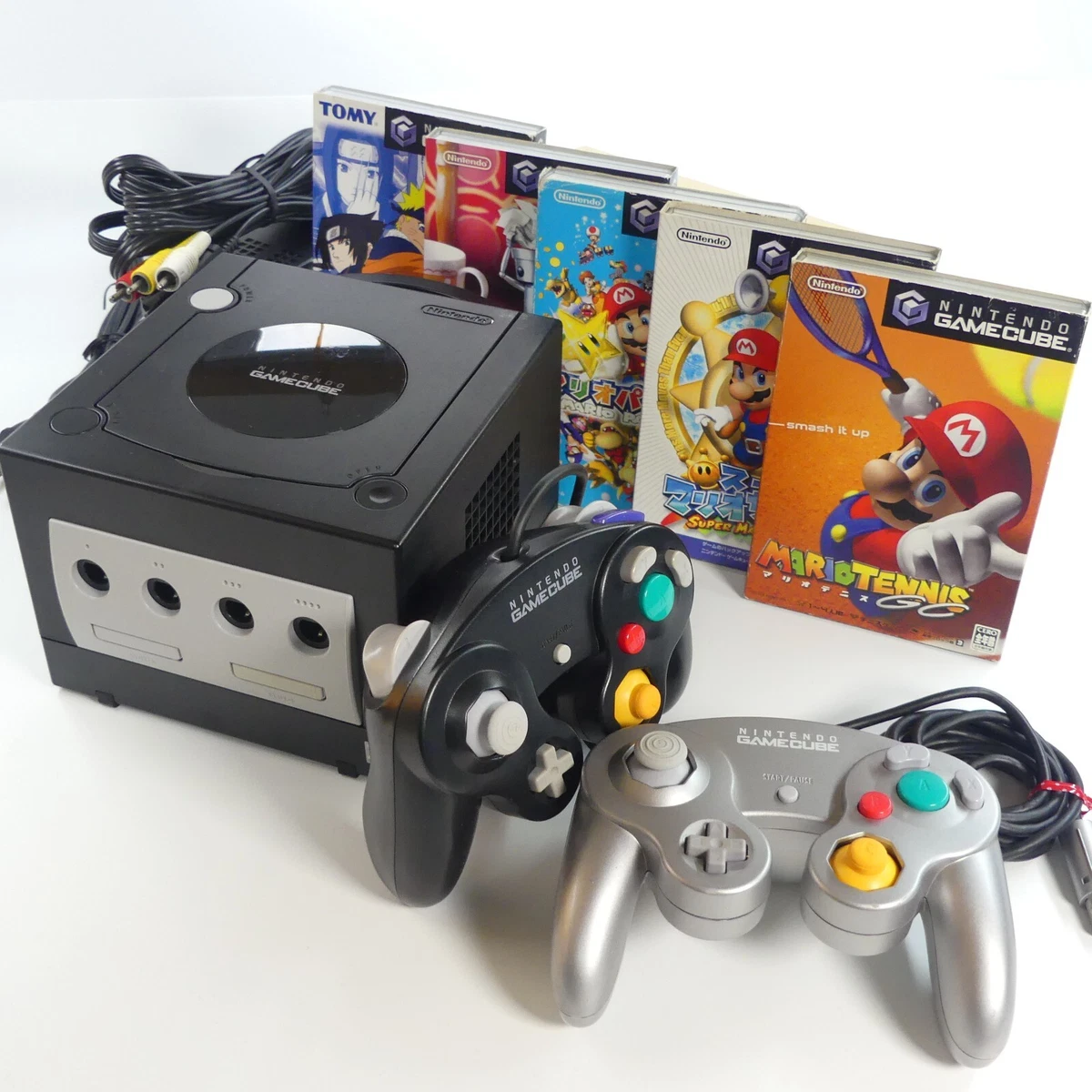 Nintendo GameCube Console 2 Controllers 5 Game Software Set Black