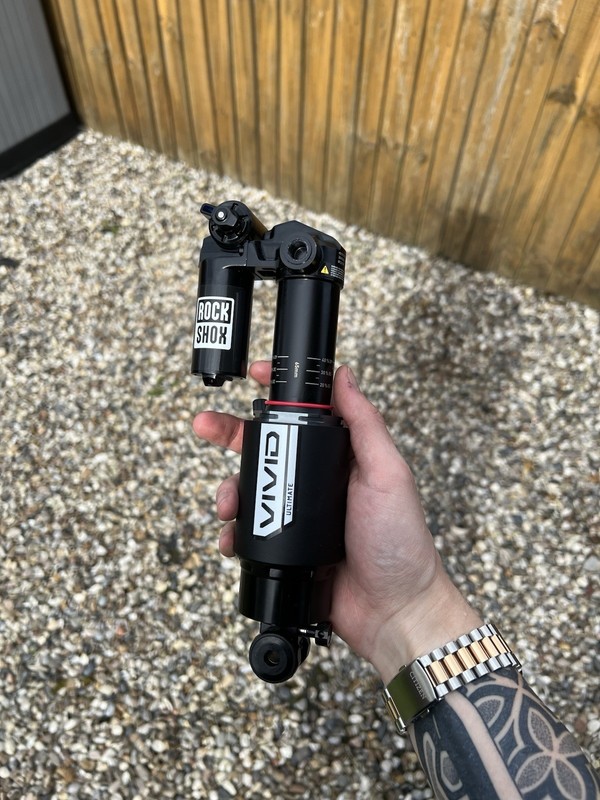 Rockshox Vivid Ultimate RC2T Trunnion Bearing Mount Rear Air Shock 205x65