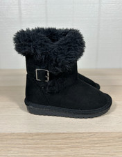 Children's Place Baby Girl Size 5 Furry Fuzzy Black Winter Boots With Buckle