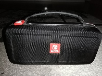 ORIGINAL Nintendo Switch high-quality Travelcase Black for Console and Dock