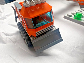 LEGO City #60064 Arctic Supply Plane Snow Plow Trailer. Retired