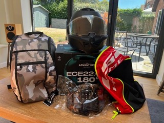 LS2 FF906 Advant Flip Over helmet in matt black Size Medium (57 58 cm)
