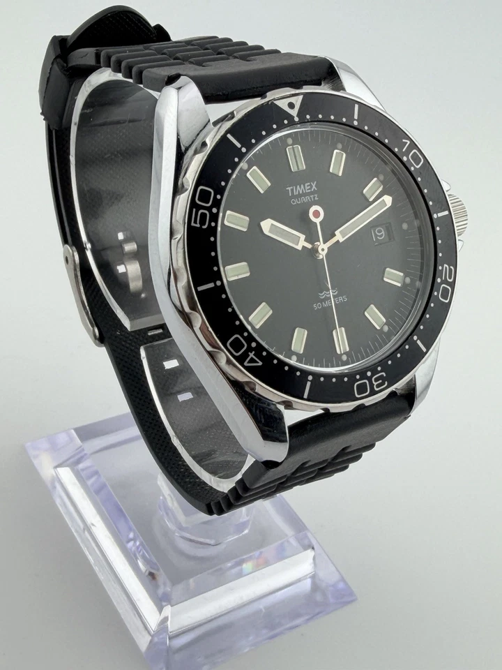 Timex Diver Cuarzo 50M con Correa Speidel - Cuidadosamente Restaurado, ¡LEER POR FAVOR!! Foto 2 de 4