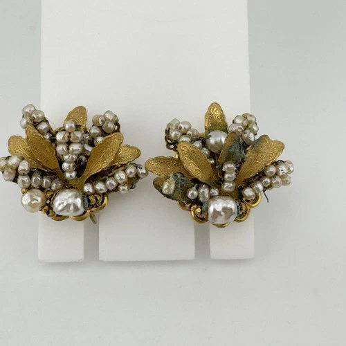 Vtg Miriam Haskell Faux Wired Baroque Pearl Gold Clip-on Earrings Need Repair