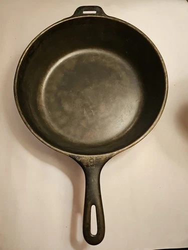 Vtg Unmarked Wagner Ware Cast Iron 10 1/2” Deep Chicken Fryer #8 B USA