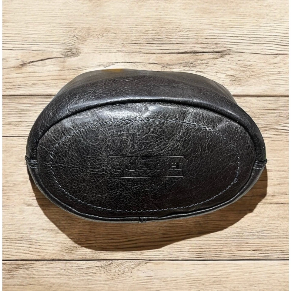 Bolso cubo de cuero Bleecker Y2K Coach 11422 Foto 4 de 4