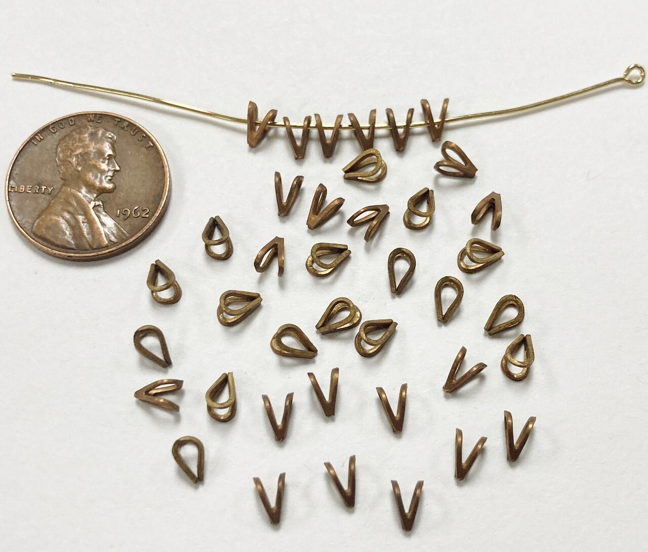 30 VINTAGE BRASS JEWELRY PENDANT 7x3mm. SOLDER BAILS L889NP eBay