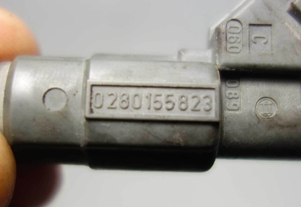 BMW E39 540 E38 740 M62TU V8 1999-2003 Inyector de combustible Bosch de fábrica único OEM Foto 4 de 4