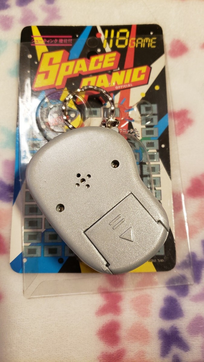 Vintage Pocket Game Keychain Space Panic Nintendo Mini Classics