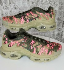 air max plus neutral olive