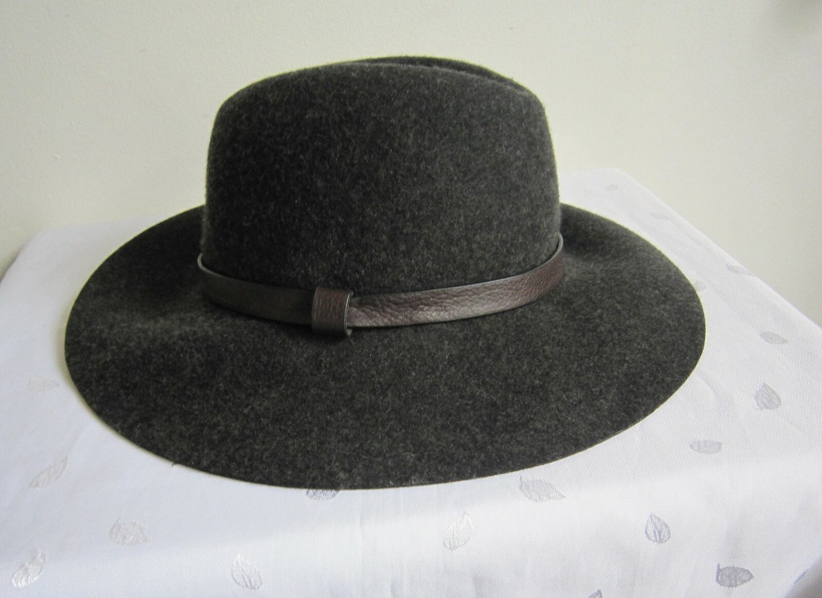 J Crew Black Felt Hat J. Crew 100% wool fedora in black Super cute... | Depop main image 3