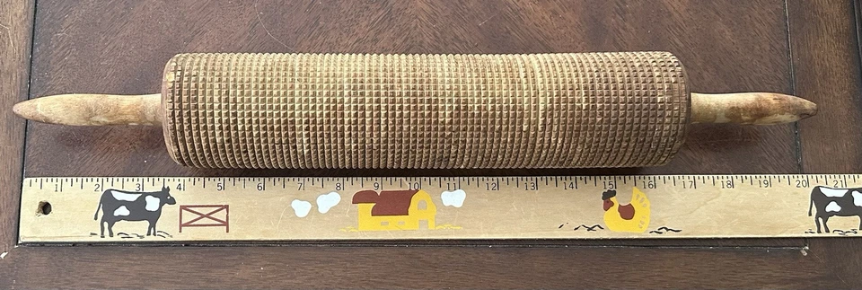 Primitive Wooden Rolling Pin Carved Oat Rolling Crusher Squares Pattern - Image 3 of 4