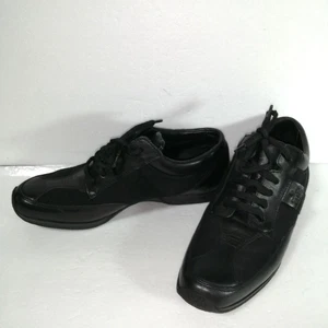 Baskets basses femme authentiques GUCCI pointure 37 US7 cuir noir logo à lacets
