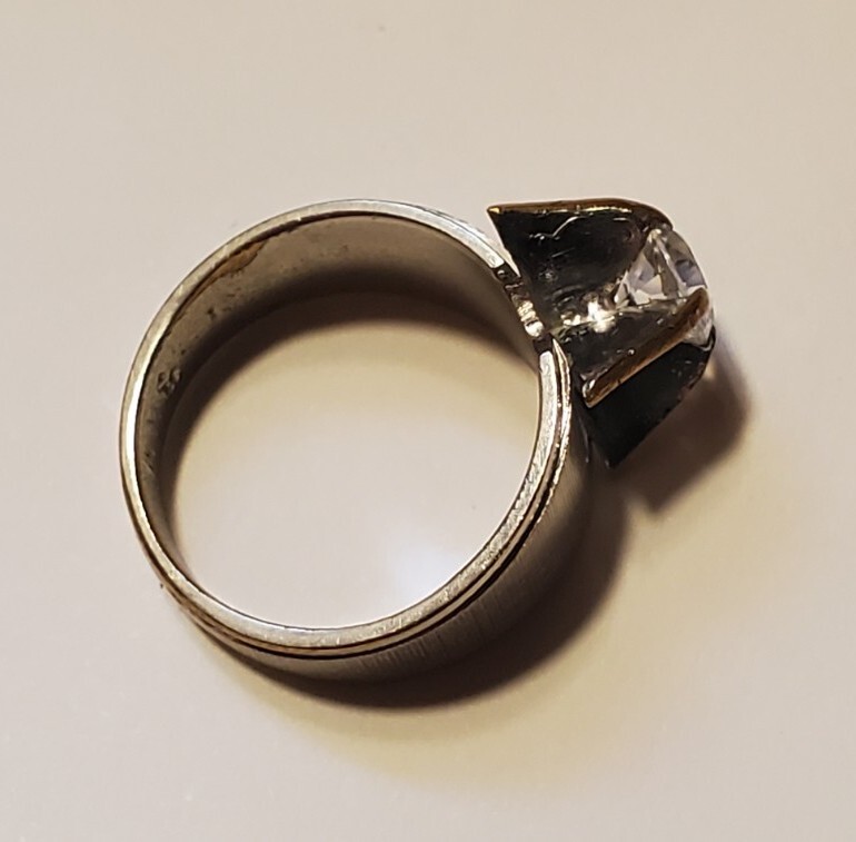 H.M.S. Brushed Silver Tone Solitaire Wide Band Fashion Ring Size 7 White Topaz  thumbnail 6