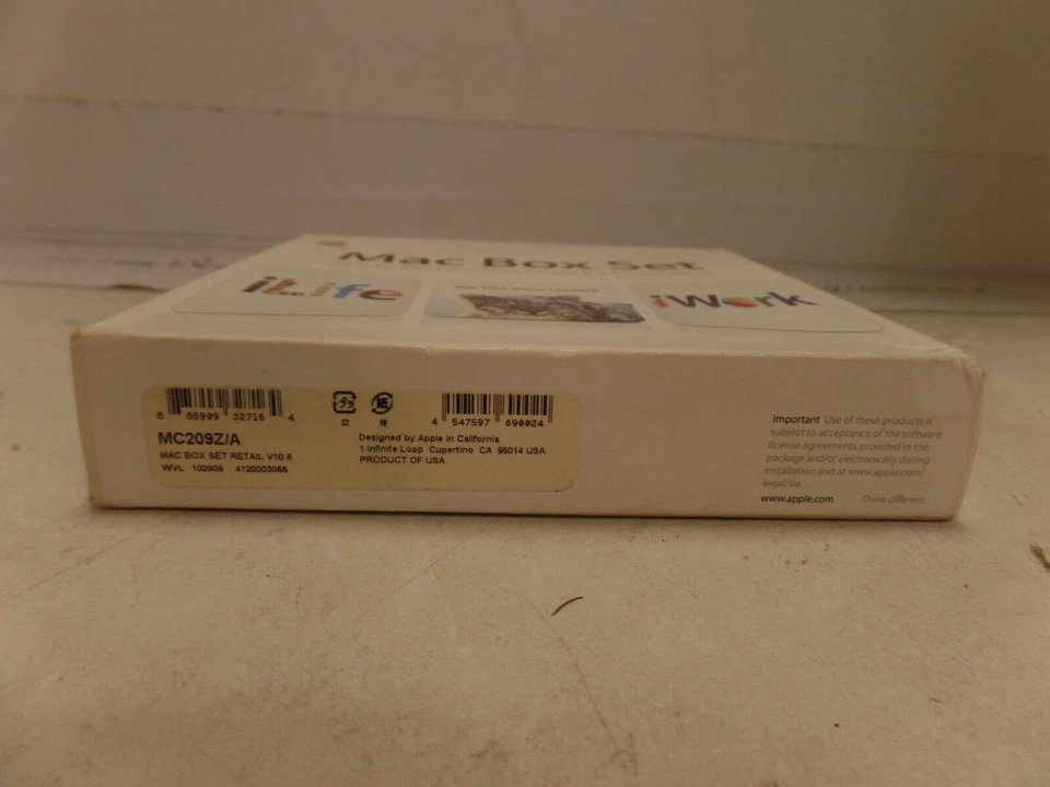 Apple Mac Box Set Includes Mac OS X Snow Leopard iLife 09 iWork 09 MC209Z/A  - Image 4 of 4