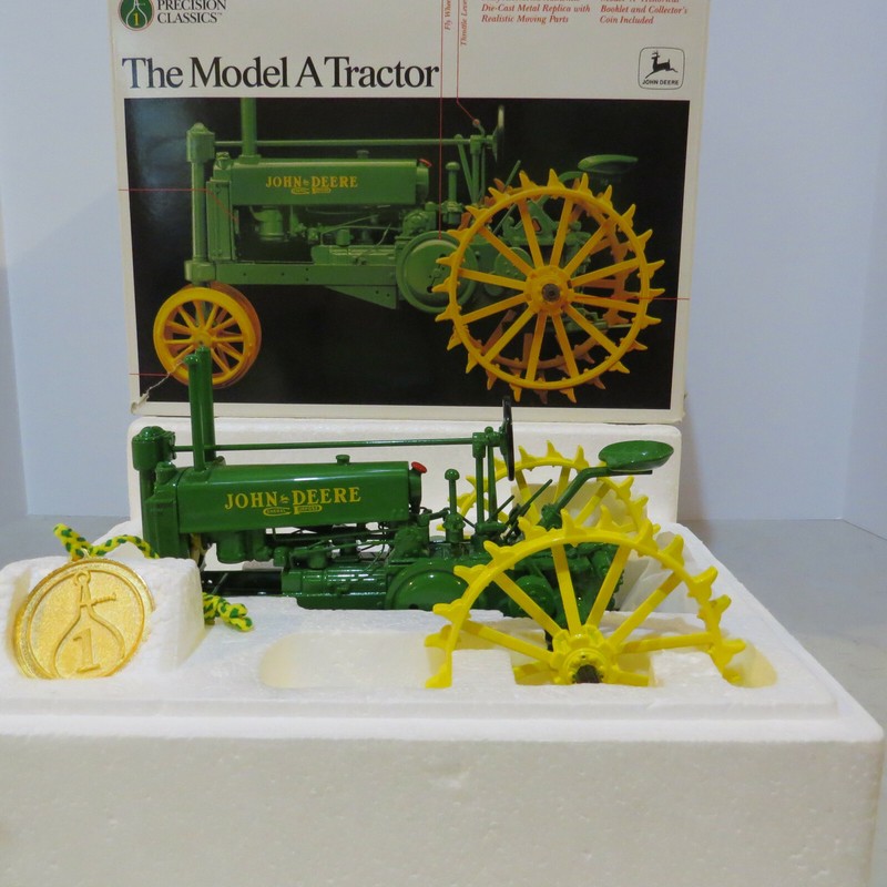 Ertl John Deere "A" Tractor #1 Precision Classic  1/16 JD-560-1HCO-B5