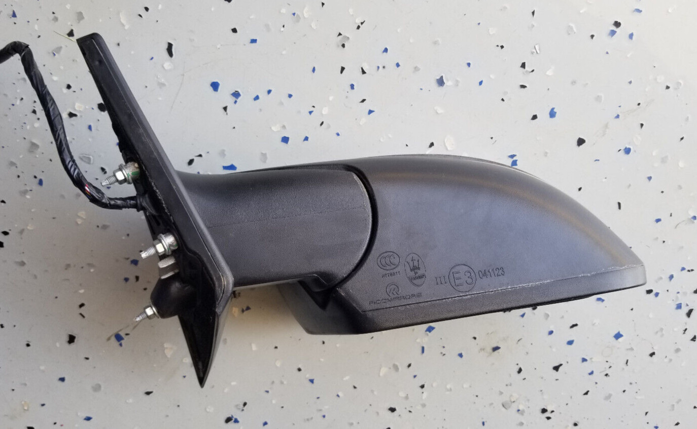 OEM 2014-2017 MASERATI QUATTROPORTE LEFT SIDE DOOR MIRROR W/ BLIND SPOT Gray