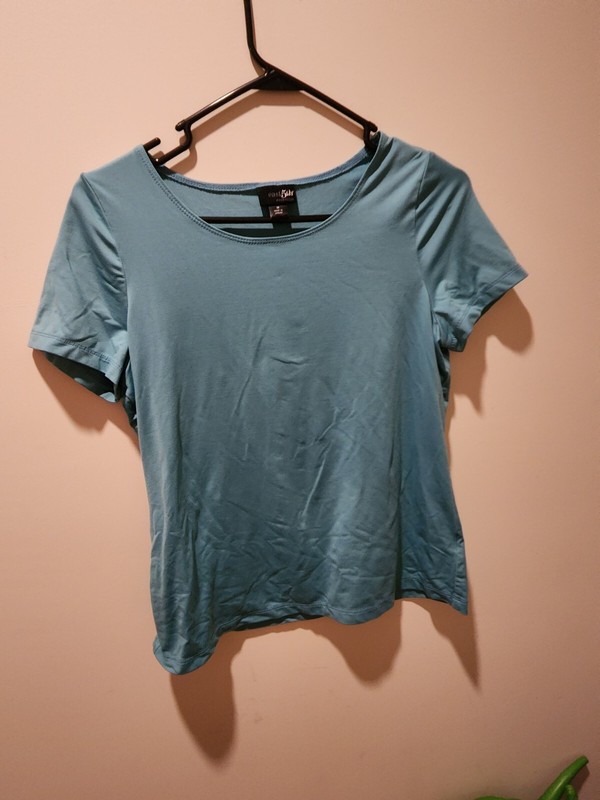 East 5th Essentials Woman's Blue Shirt Size Medium
