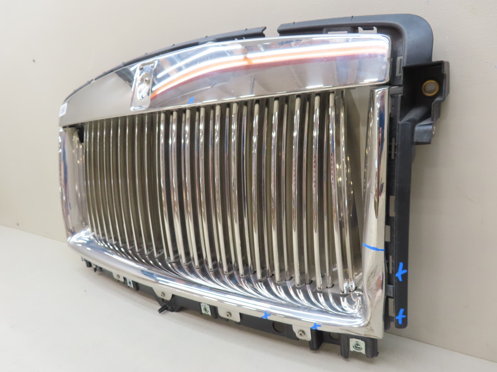 Rolls-Royce Ghost 2010-2014 Front Bumper grille Chrome P/N 7234938