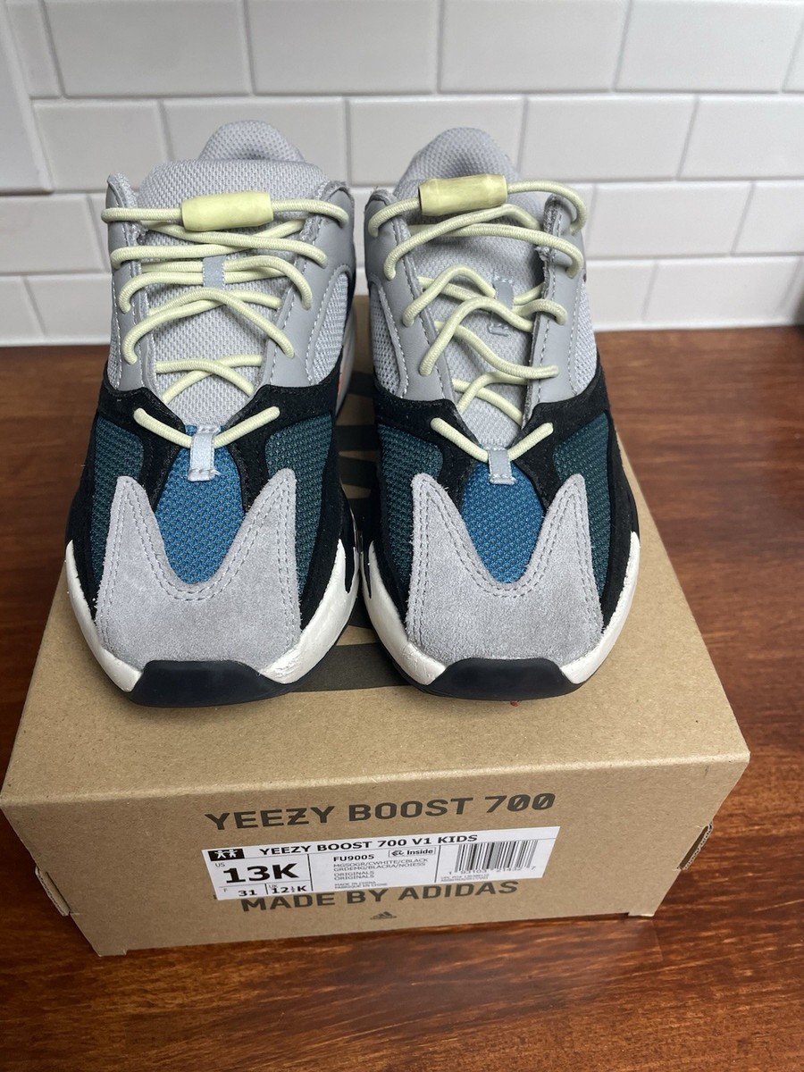 Yeezy Boost 700 Wave Runner Kids Size 13c
