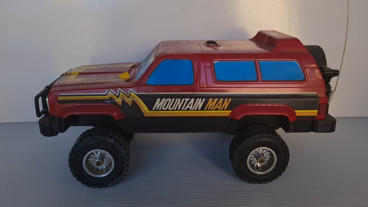 Vintage Mountain Man Chevy Blazer 4WD RC Car Boxed *Read