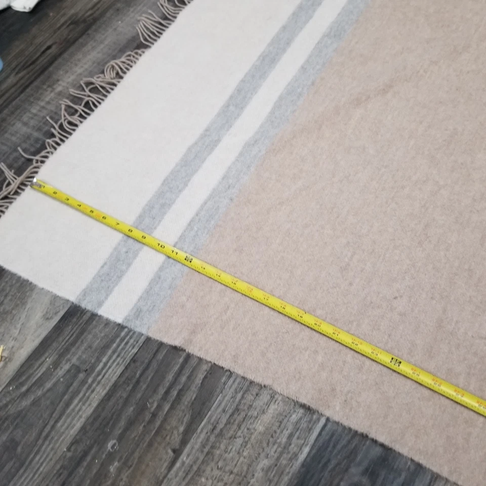 Manta Alicia Adams Alpaca Canyon Throw Field Alpaca/Lana Gris/Beige 61x53 Foto 3 de 4