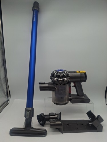 Dyson SV06 Silver Fluffy Cordless Vacuum Cleaner ~ Untested