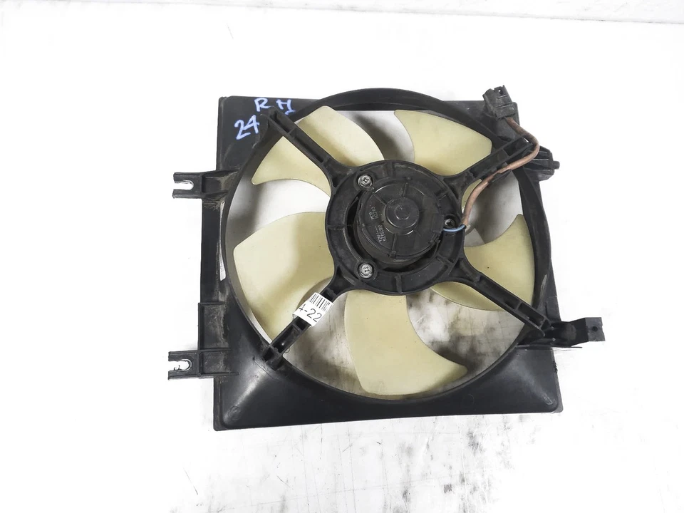 Subaru Outback 2008-2014 condensador CA ventilador motor y cubierta 73310Ag04a Foto 3 de 4