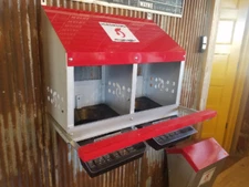 Duncan's Nesting Boxes - 2 Hole Metal Poultry Nest Box - Rollaway - Rollout Nest