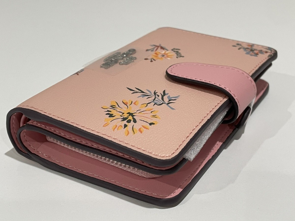 日本未入荷 Coach Medium Corner Zip Wallet 財布 フルーツ柄 COACH Medium Corner Zip Wallet Dandelion Floral Print SV