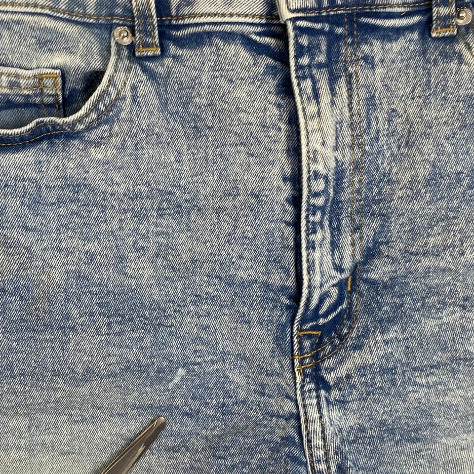 Pantalones Cortos de Jean H&M Divididos Para Mujer 6 Azul Corte Deshilachado Dobladillo Tiro Alto Med Denim Foto 2 de 4