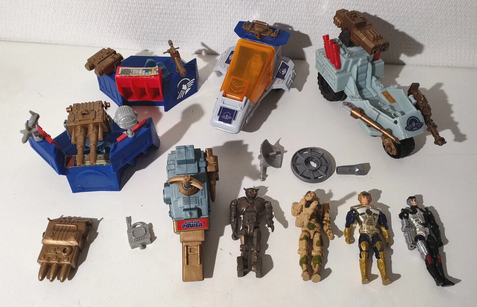 Mattel Lot Captain Power figurines pieces de base et vehicules vintage 80 - Photo 1/4
