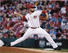 TIM ADLEMAN  CINCINNATI REDS   ACTION SIGNED 8x10